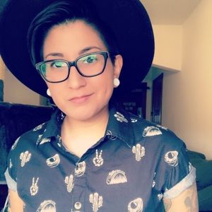 Meet your Posher, Maria